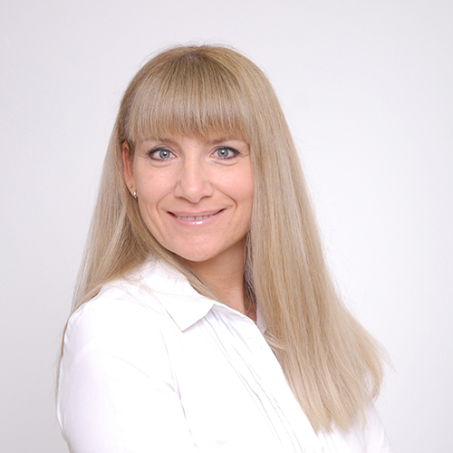 Adrienn Thek